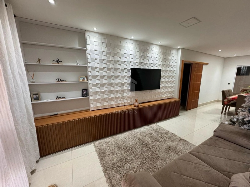 Casa à venda no Bairro Domingos de Léo/Nova Marilia: 5ª foto da galeria de imagens do imóvel