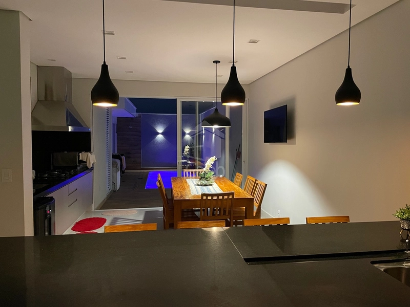 Casa com 3 quartos e piscina no Cond. Reserva Esmeralda em Marília-SP: 4ª foto da galeria de imagens do imóvel