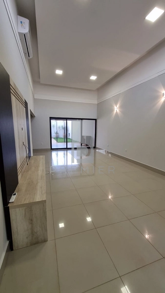 Casa pra Venda e Locação no Condomínio Reserva Esmeralda em Marília-SP. : 3ª foto da galeria de imagens do imóvel