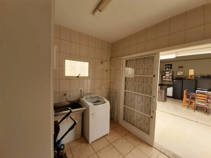 Casa com 3 quartos no Jd. São Domingos em Marília-SP.: 5ª foto da galeria de imagens do imóvel