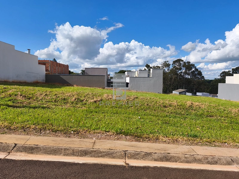 Terreno no Condominio Recanto das Esmeraldas 2 em Marilia / SP: 3ª foto da galeria de imagens do imóvel