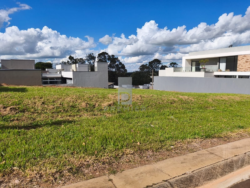 Terreno no Condominio Recanto das Esmeraldas 2 em Marilia / SP: 2ª foto da galeria de imagens do imóvel