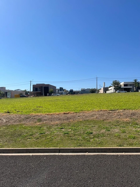 Terreno no Condomínio Verana Parque Alvorada |Marilía/SP: 2ª foto da galeria de imagens do imóvel