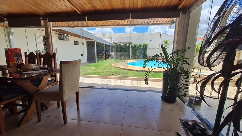 Casa com 5 quartos no Bairro Aeroporto em Marília-SP. : 18ª foto da galeria de imagens do imóvel