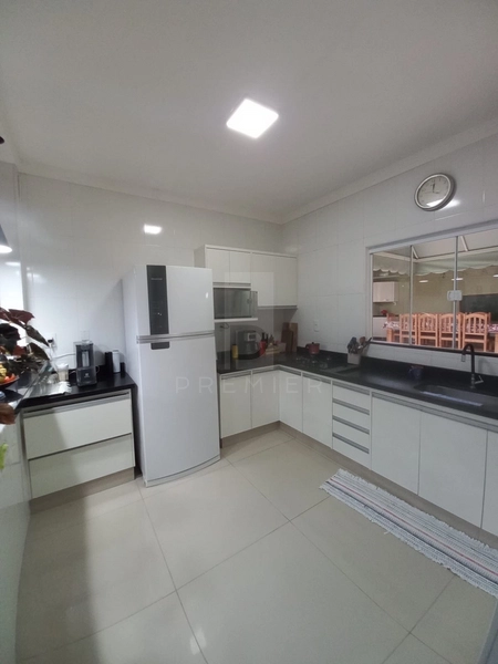 Casa com 3 Quartos sendo 1 suíte no Bairro Palmital em Marília-SP.: 9ª foto da galeria de imagens do imóvel