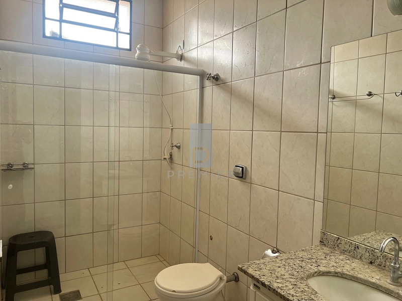 Casa a Venda com 3 quartos sendo 1 suíte no Bairro Cristo Rei em Marilia-SP. : 15ª foto da galeria de imagens do imóvel