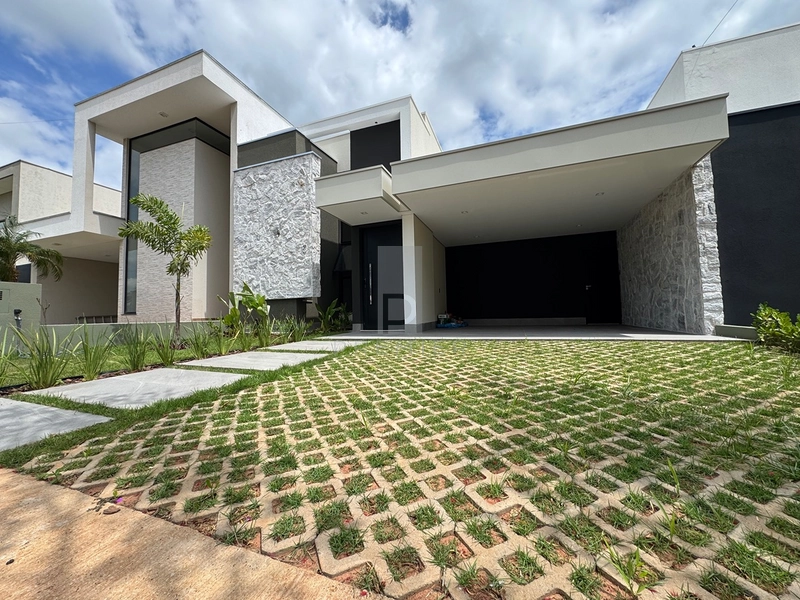 Casa com 3 suites e piscina no condomínio verana em Marília-SP: 2ª foto da galeria de imagens do imóvel