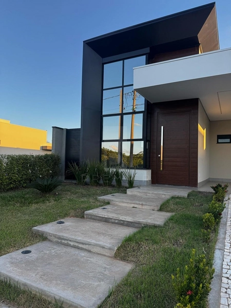 Casa com 3 suites e piscina no Condominio Terras da Fazenda em Marilia: 1ª foto da galeria de imagens do imóvel