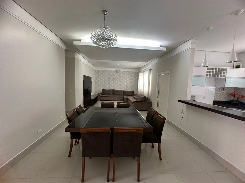 Casa com 3 quartos na Av. Brigadeiro Eduardo Gomes Marilia/SP: 3ª foto da galeria de imagens do imóvel