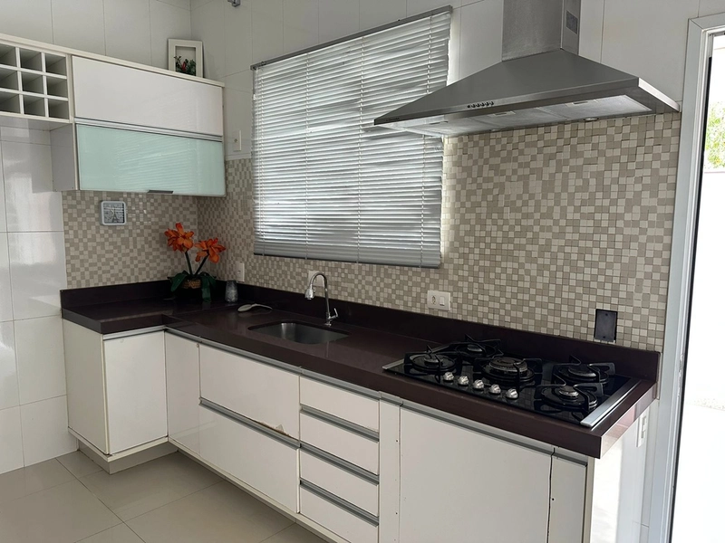 Casa com 3 quartos na Av. Brigadeiro Eduardo Gomes Marilia/SP: 6ª foto da galeria de imagens do imóvel