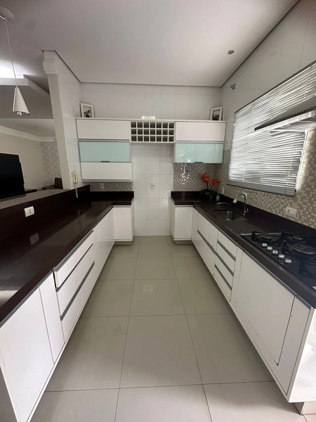 Casa com 3 quartos na Av. Brigadeiro Eduardo Gomes Marilia/SP: 5ª foto da galeria de imagens do imóvel