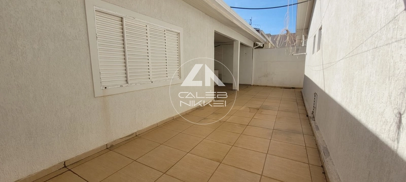 Casa a Venda no Bairro Esmeralda em Marília-SP.: 2ª foto da galeria de imagens do imóvel