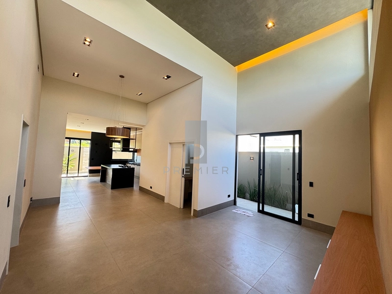 Casa a Venda com piscina e 3 suítes no Verana Pq. Alvorada em Marília.: 3ª foto da galeria de imagens do imóvel