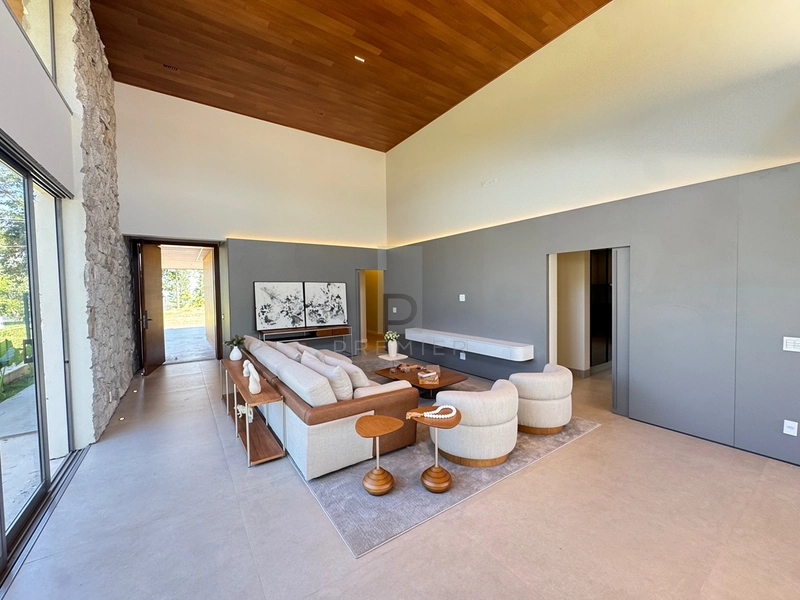 Casa com 3 suites e piscina no condomínio Vale do Canaa-Marilia-SP: 9ª foto da galeria de imagens do imóvel