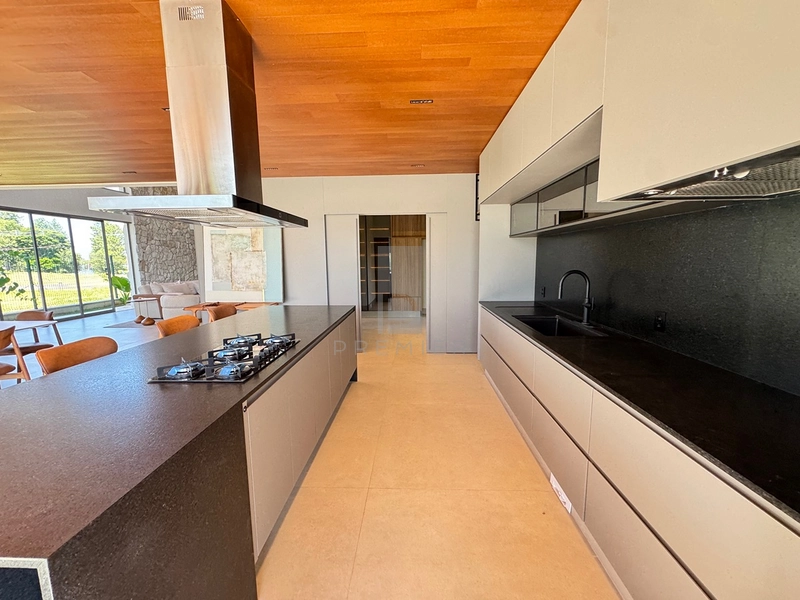 Casa com 3 suites e piscina no condomínio Vale do Canaa-Marilia-SP: 13ª foto da galeria de imagens do imóvel