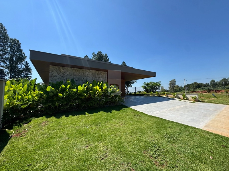 Casa com 3 suites e piscina no condomínio Vale do Canaa-Marilia-SP: 5ª foto da galeria de imagens do imóvel