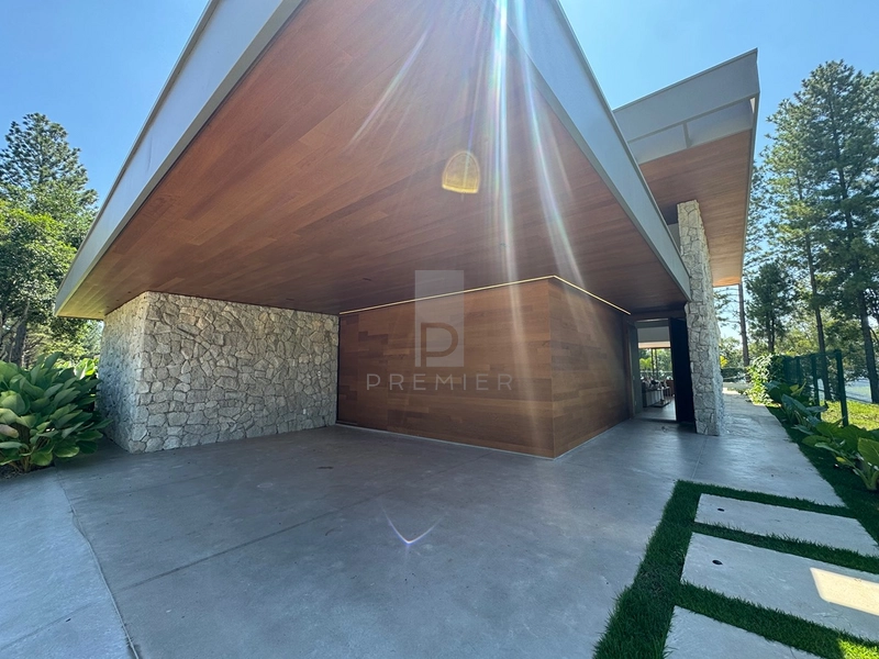 Casa com 3 suites e piscina no condomínio Vale do Canaa-Marilia-SP: 4ª foto da galeria de imagens do imóvel