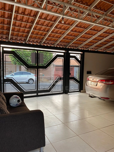 Casa com 2 quartos, no Bairro Comerciários II em Marília-SP.: 2ª foto da galeria de imagens do imóvel