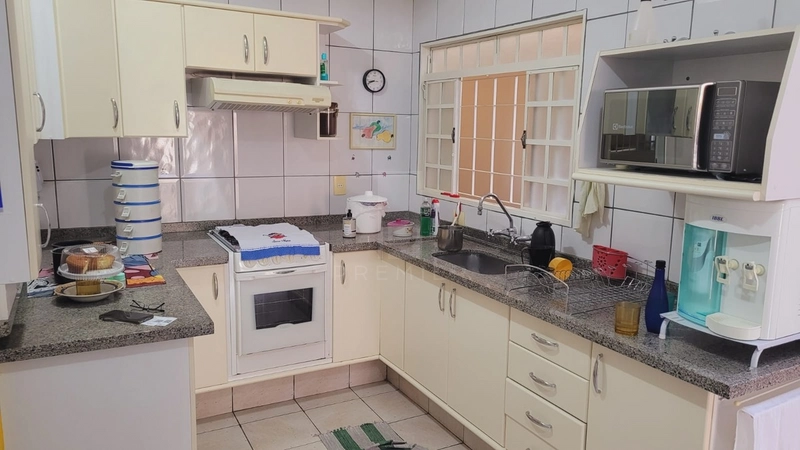 Casa com salão de festas e piscina no Pq das Esmeraldas em Marilia/ SP: 6ª foto da galeria de imagens do imóvel