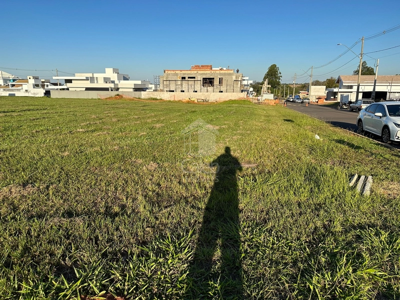 Terreno plano no condomínio Terras da Fazenda em Marília-SP: 4ª foto da galeria de imagens do imóvel