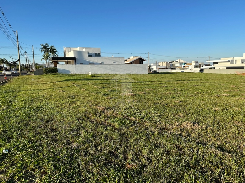 Terreno plano no condomínio Terras da Fazenda em Marília-SP: 1ª foto da galeria de imagens do imóvel