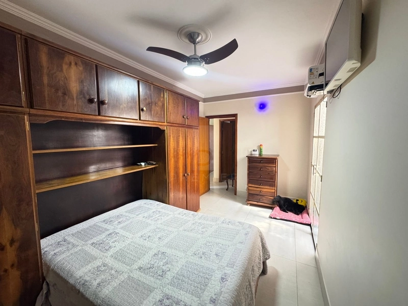 Casa com 3 quartos sendo 1 suíte no Jd. Califórnia em Marília-SP.: 14ª foto da galeria de imagens do imóvel