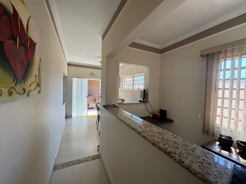 Casa com 3 quartos sendo 1 suíte no Jd. Califórnia em Marília-SP.: 7ª foto da galeria de imagens do imóvel