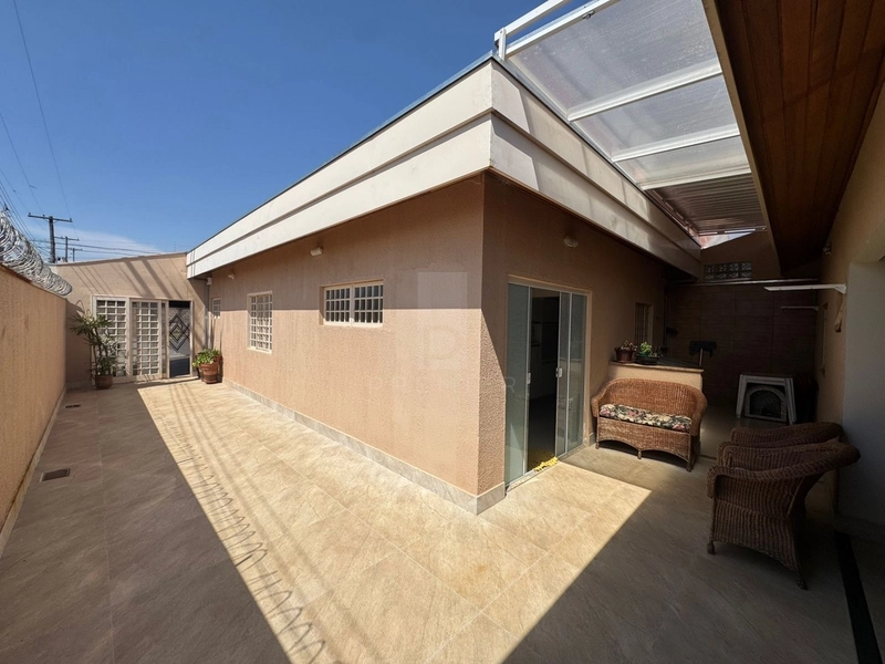 Casa com 3 quartos sendo 1 suíte no Jd. Califórnia em Marília-SP.: 22ª foto da galeria de imagens do imóvel
