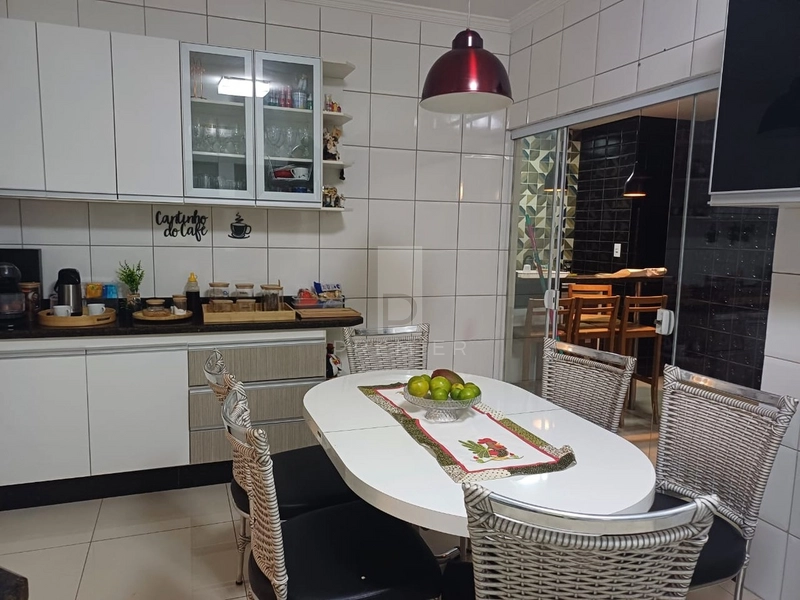 Casa a Venda no Bairro Bassan em Marília-SP.: 5ª foto da galeria de imagens do imóvel