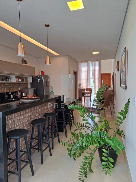 Casa Térrea com 3 quartos sendo 1 suíte para locação no Verana Marília-SP. : 13ª foto da galeria de imagens do imóvel