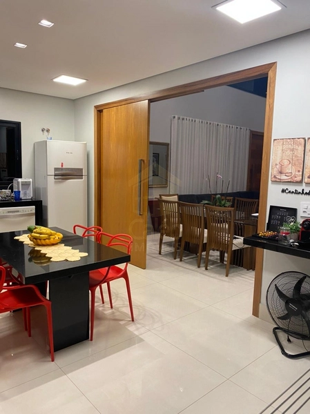 Vende-se Imóvel no Condomínio Portal da Serra em Marília-SP.: 24ª foto da galeria de imagens do imóvel