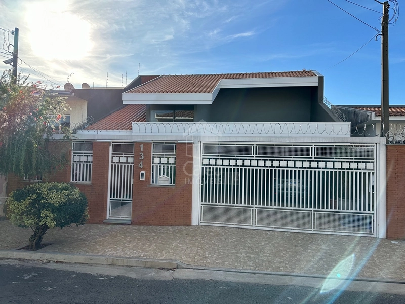 Casa confortável à venda no Jardim São Francisco em Marília-SP: 86ª foto da galeria de imagens do imóvel