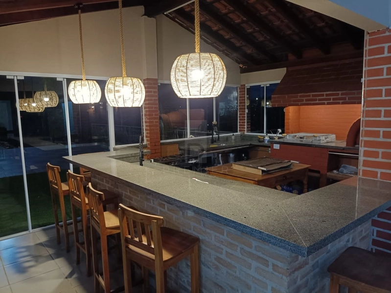 Chacara com 5 quartos e piscina aquecida no Jd America em Marilia / SP: 21ª foto da galeria de imagens do imóvel