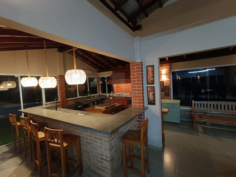 Chacara com 5 quartos e piscina aquecida no Jd America em Marilia / SP: 15ª foto da galeria de imagens do imóvel