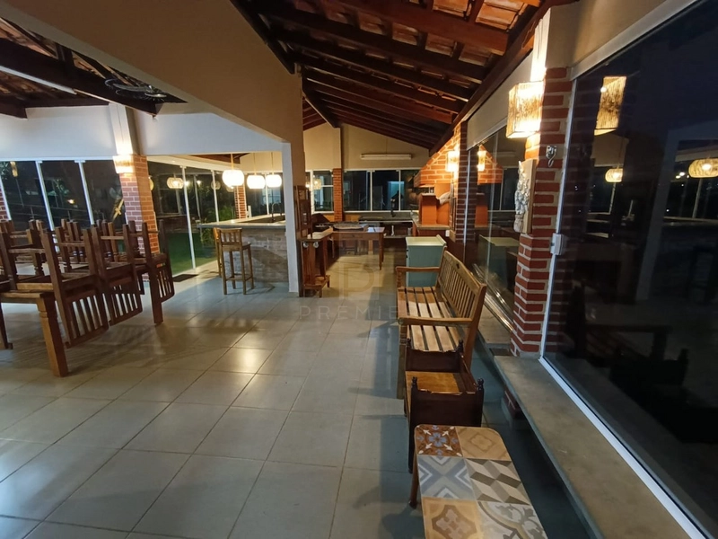 Chacara com 5 quartos e piscina aquecida no Jd America em Marilia / SP: 14ª foto da galeria de imagens do imóvel