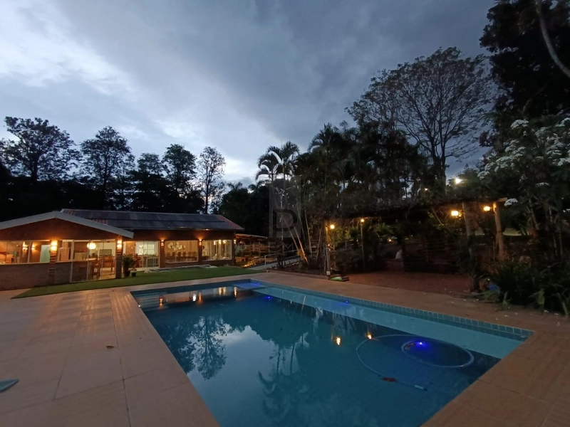Chacara com 5 quartos e piscina aquecida no Jd America em Marilia / SP: 17ª foto da galeria de imagens do imóvel