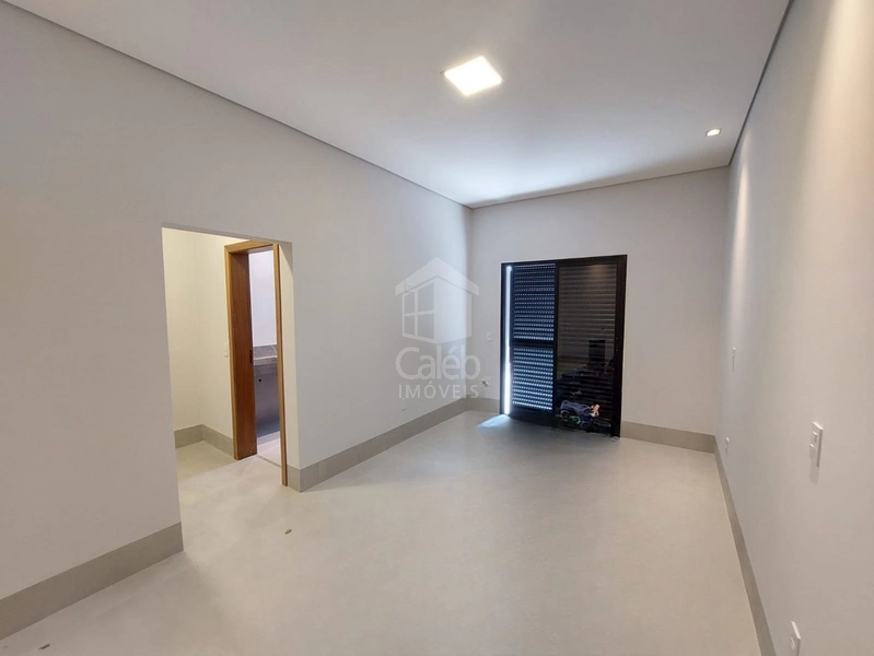 Vende-se Casa no Jd. Florença em Marília-SP.: 3ª foto da galeria de imagens do imóvel