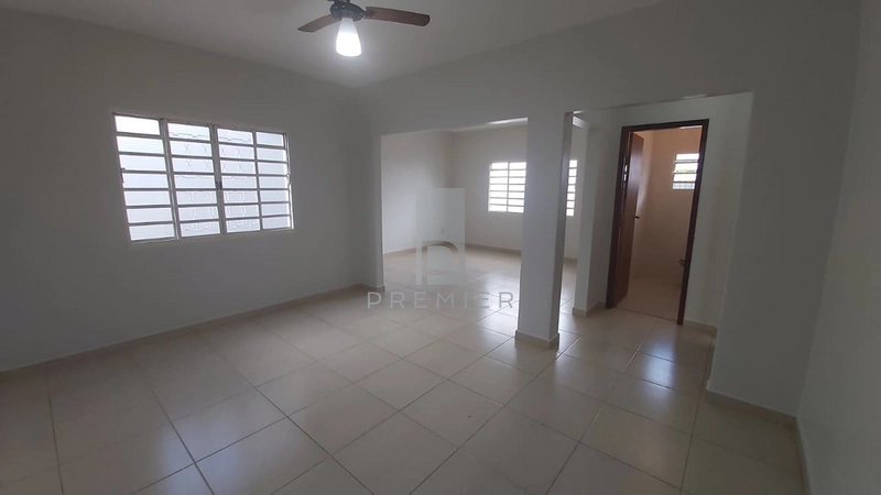 Casa de 3 dormitorios no Jd. Parati em Marilia / SP: 2ª foto da galeria de imagens do imóvel