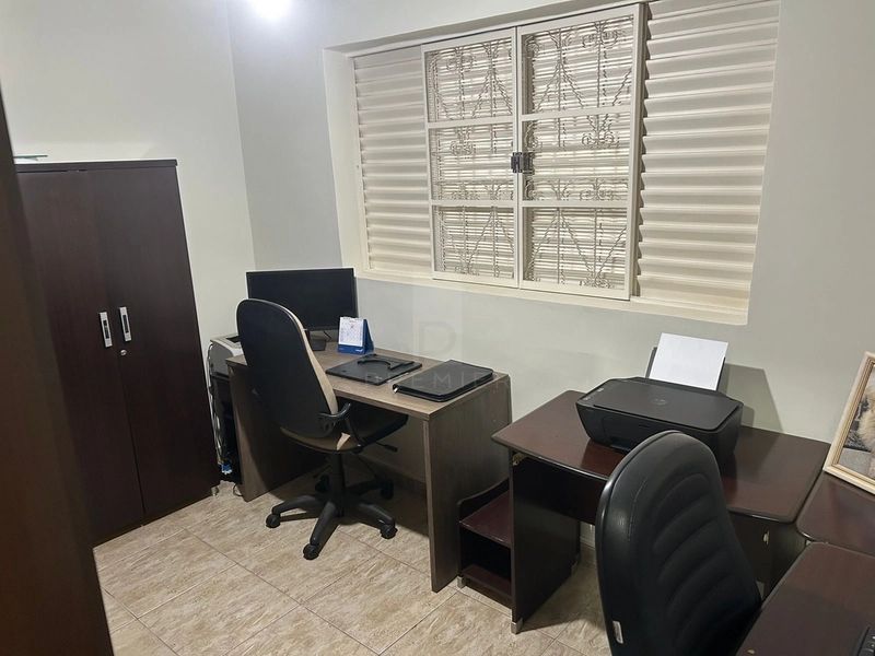 Casa com 3 quartos sendo 1 suíte no Jd. Bela Vista em Marília-SP.: 3ª foto da galeria de imagens do imóvel