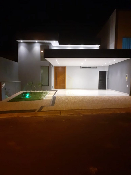 Casa à Venda No Condomínio Villa Flora II Aquarius em Marília-SP: 2ª foto da galeria de imagens do imóvel