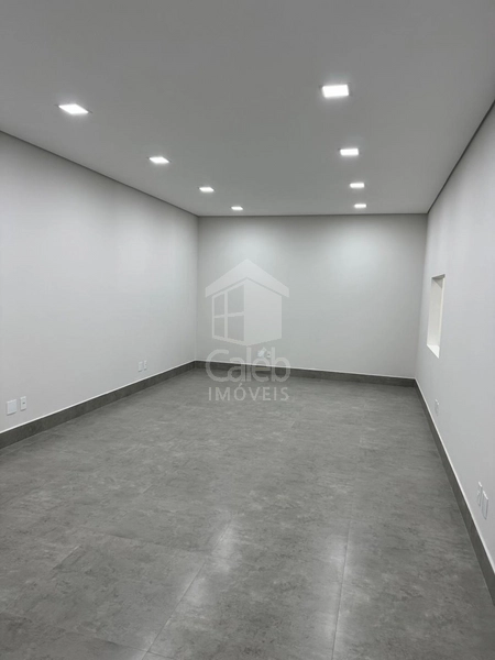 Vende-se Barracão no Bairro Bassan em Marília-SP.: 5ª foto da galeria de imagens do imóvel