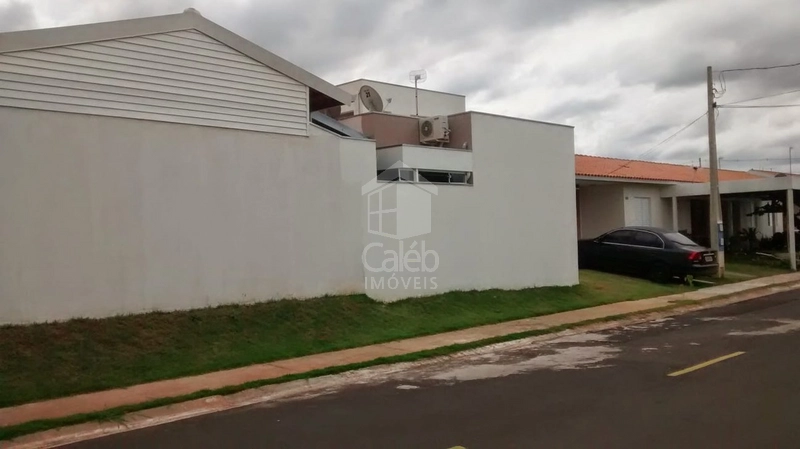 Casa a Venda no Condomínio Moradas Marília em Marília-SP.: 14ª foto da galeria de imagens do imóvel