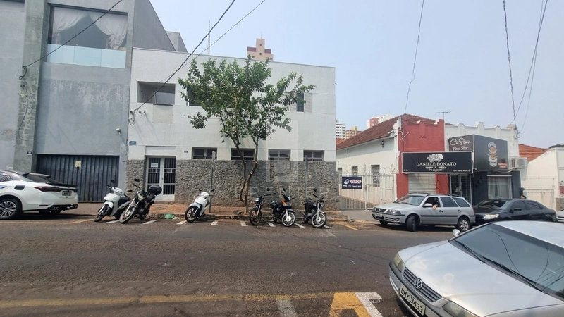 Barracão a Venda no Centro de Marília-SP.: 2ª foto da galeria de imagens do imóvel
