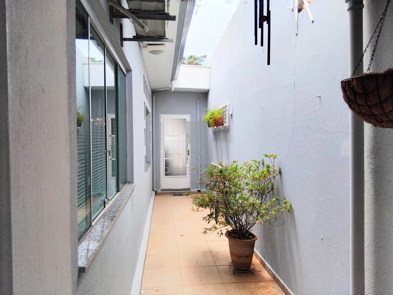 Casa a Venda com 4 quartos no bairro Maria Izabel em Marília- SP. : 4ª foto da galeria de imagens do imóvel