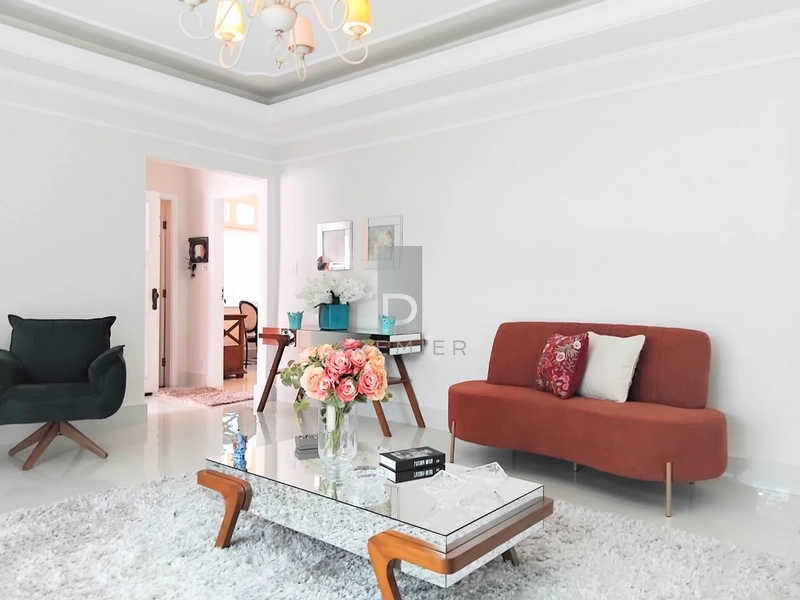 Casa a Venda com 4 quartos no bairro Maria Izabel em Marília- SP. : 3ª foto da galeria de imagens do imóvel