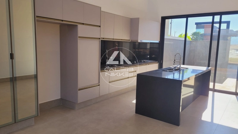 Casa com pisicna no Condominio Jd de Renoir em Marilia / SP: 7ª foto da galeria de imagens do imóvel