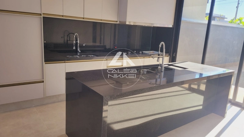 Casa com pisicna no Condominio Jd de Renoir em Marilia / SP: 9ª foto da galeria de imagens do imóvel