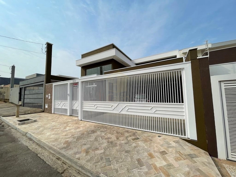 Casa à venda com 3 suítes no Jd Riviera em Marília-SP: 1ª foto da galeria de imagens do imóvel