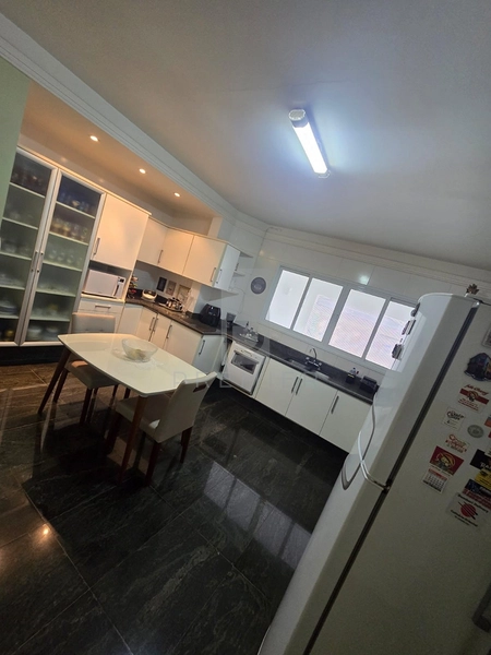 Casa com 5 dormitórios no Jardim Tropical-Marilia-SP: 28ª foto da galeria de imagens do imóvel