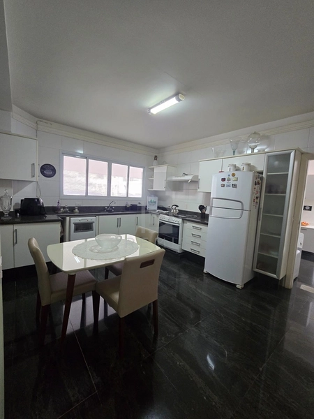 Casa com 5 dormitórios no Jardim Tropical-Marilia-SP: 43ª foto da galeria de imagens do imóvel